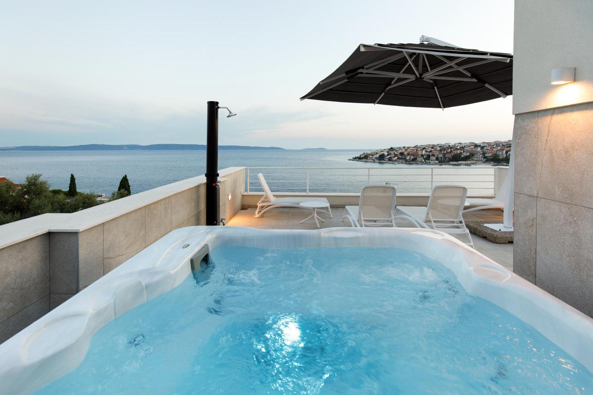 Villa Anadea With Hot Tub Overlooking Sea Trogir Eksteriør billede