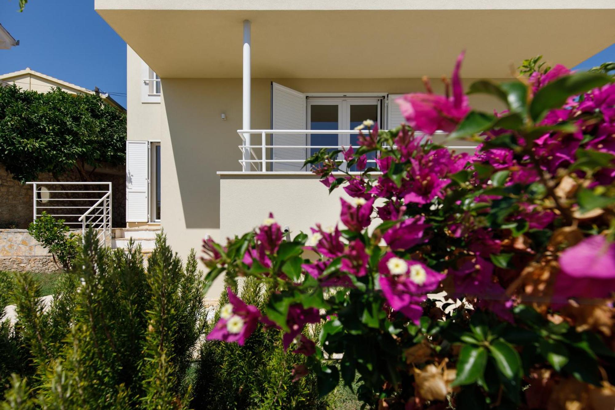 Villa Anadea With Hot Tub Overlooking Sea Trogir Eksteriør billede