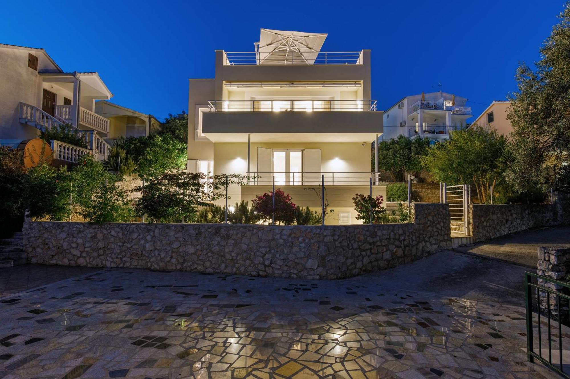 Villa Anadea With Hot Tub Overlooking Sea Trogir Eksteriør billede